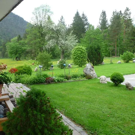 Schwarzenlehen